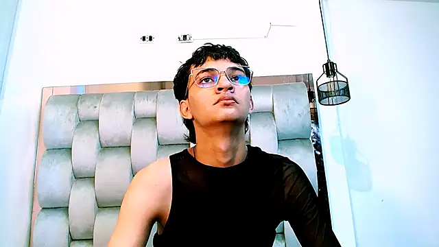 SahirCharm online show from June 2026 01:57:01 PM