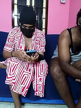 Snapshot of Tamil_couple_chennai chatting on June 2026 04:13:02 PM Tamil couple chennai online show from June 2026 04:13:02 PM