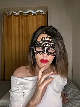 Snapshot of EliseAfterDark chatting on July 2026 10:52:01 AM EliseAfterDark online show from July 2026 10:52:01 AM