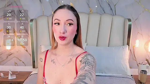 Snapshot of Hannah_Lane chatting on June 2026 12:04:02 PM Hannah Lane online show from June 2026 12:04:02 PM
