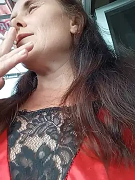 Snapshot of MerelinMILf2 chatting on July 2026 03:32:02 PM MerelinMILf2 online show from July 2026 03:32:02 PM