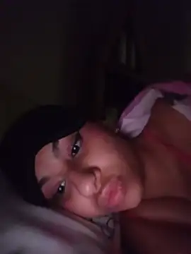 Snapshot of Miabloom19_ chatting on July 2026 11:36:01 AM Miabloom19 online show from July 2026 11:36:01 AM