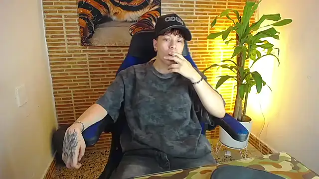 Asher addamss  online show from August 2026 08:13:02 AM