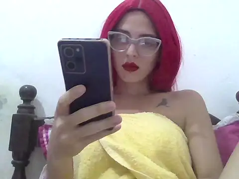 Snapshot of Xoeni chatting on May 2026 07:19:02 PM Xoeni online show from May 2026 07:19:02 PM