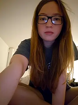 Snapshot of Freaky-Doll chatting on July 2026 08:27:01 PM Freaky-Doll online show from July 2026 08:27:01 PM