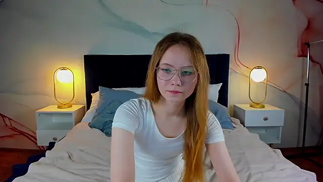 FloraLarsson online show from June 2026 03:29:02 AM