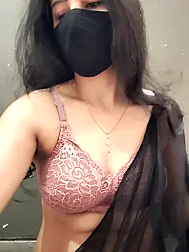 Snapshot of Kanika_76 chatting on May 2026 01:44:02 AM Kanika 76 online show from May 2026 01:44:02 AM
