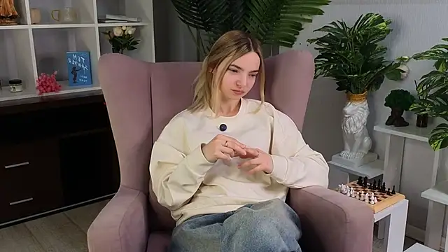 RosannPritchard online show from April 2026 01:50:02 PM