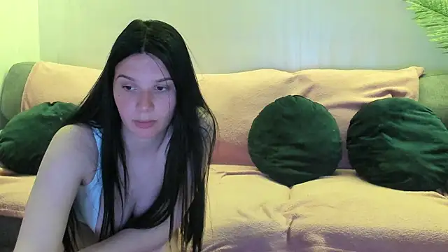 Amber Sinclair online show from April 2026 07:04:01 AM