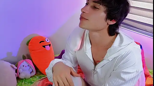 LittleTymmy online show from June 2026 07:30:01 PM