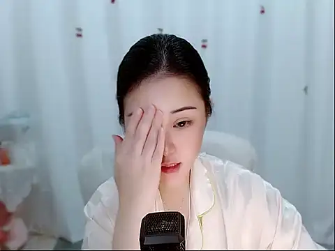Snapshot of Amy-cnbaby chatting on May 2026 04:07:02 AM Amy-cnbaby online show from May 2026 04:07:02 AM