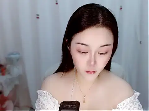 Snapshot of Amy-cnbaby chatting on June 2026 01:32:02 AM Amy-cnbaby online show from June 2026 01:32:02 AM