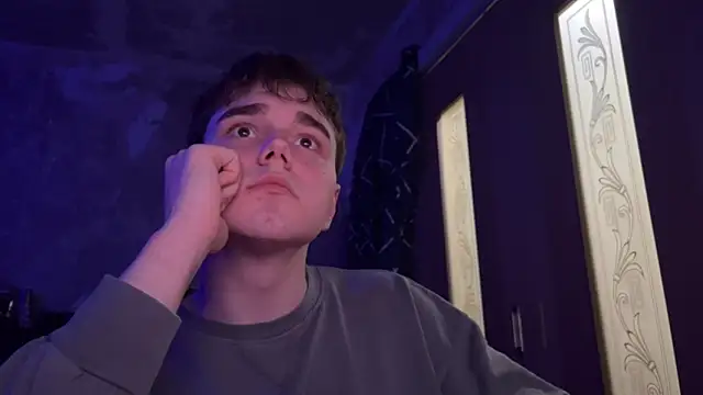 Saint Vlad  online show from April 2026 06:03:02 PM