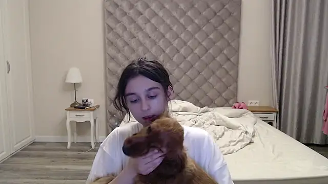 Snapshot of cute_lilia chatting on May 2026 07:43:01 PM cute lilia online show from May 2026 07:43:01 PM
