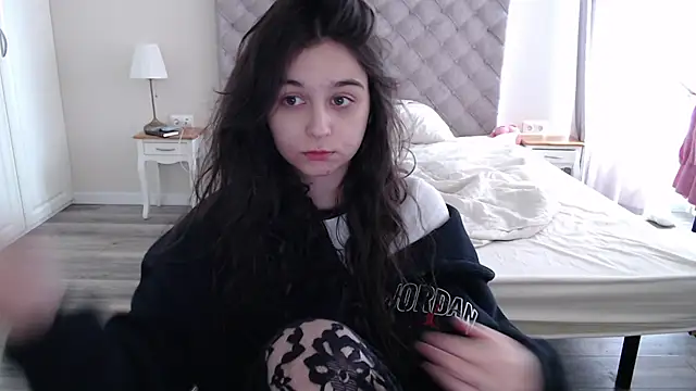 Snapshot of cute_lilia chatting on May 2026 08:12:02 AM cute lilia online show from May 2026 08:12:02 AM