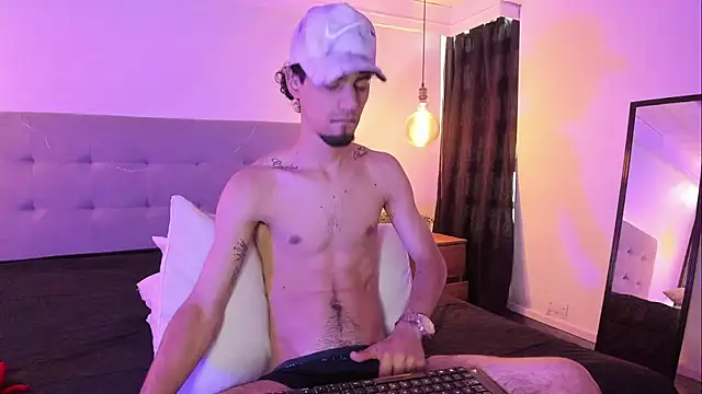MichaelEvanss  online show from June 2026 12:51:02 PM