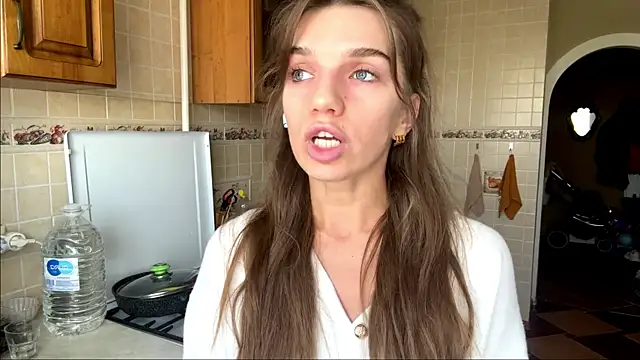 TrishIsaac online show from May 2026 08:20:02 AM