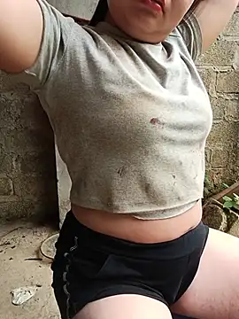 Lily Henry online show from June 2026 11:24:02 PM