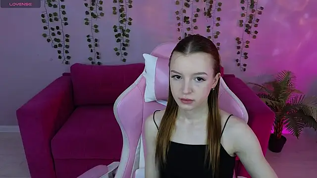 Eva Th0mpson online show from May 2026 01:03:01 AM