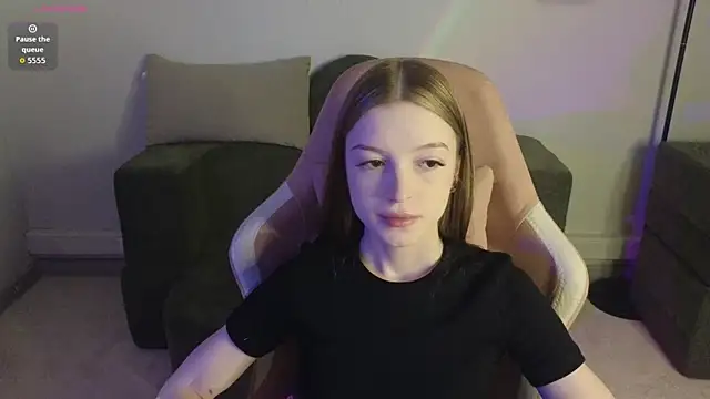 Eva Th0mpson online show from June 2026 01:28:02 AM