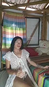 Snapshot of Eimy_Rose_ chatting on May 2026 07:19:01 PM Eimy Rose online show from May 2026 07:19:01 PM
