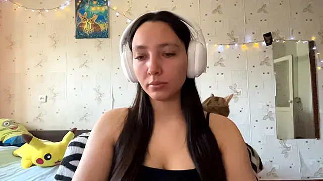 Snapshot of SheeringGape chatting on May 2026 01:12:01 AM SheeringGape online show from May 2026 01:12:01 AM