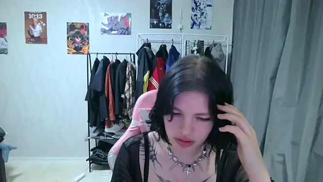 VeIvetLure online show from May 2026 06:14:01 PM