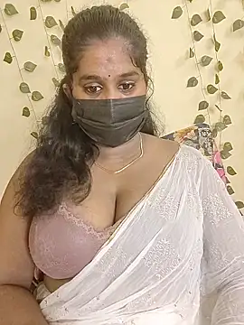 Snapshot of Sravani_cutee_ chatting on June 2026 05:40:02 PM Sravani cutee online show from June 2026 05:40:02 PM