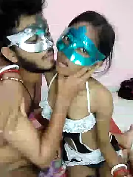 Snapshot of husband_wife_12 chatting on June 2026 05:44:02 PM husband wife 12 online show from June 2026 05:44:02 PM