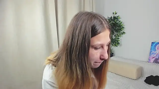 ChristiaHorde online show from May 2026 06:28:02 PM