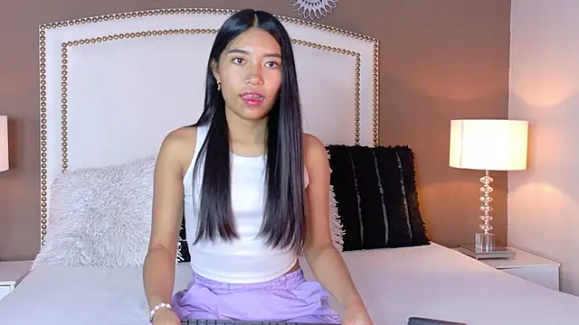 Snapshot of hanaluna_ chatting on July 2026 02:02:01 PM hanaluna online show from July 2026 02:02:01 PM