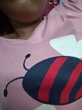 Snapshot of Menaxi_Baby7 chatting on June 2026 03:33:02 AM Menaxi Baby7 online show from June 2026 03:33:02 AM