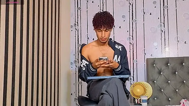 Alex Bloom online show from June 2026 07:16:02 PM