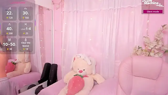 Snapshot of ShanelleDupont_ chatting on July 2026 02:25:02 PM ShanelleDupont online show from July 2026 02:25:02 PM