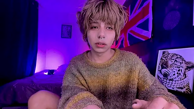 Aronn 44 online show from June 2026 07:25:02 AM