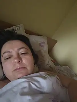 EmmaEmmy40 online show from June 2026 04:16:02 AM