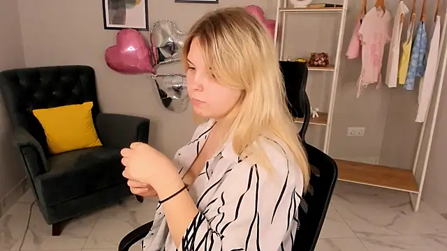 Rina Frant online show from May 2026 01:49:02 PM