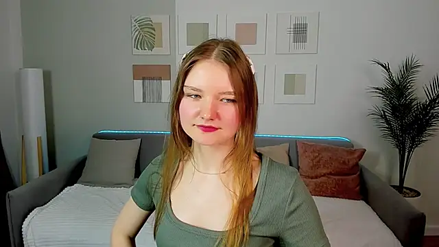 LookEva online show from May 2026 08:09:02 AM