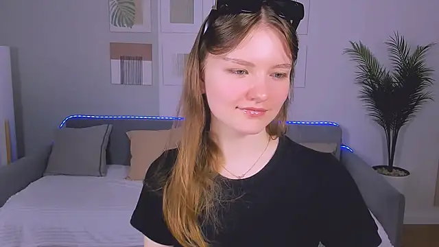 LookEva online show from May 2026 11:39:01 AM