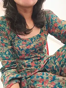 zoya baby  online show from August 2026 04:36:02 AM