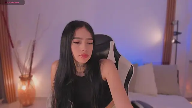 Snapshot of ludovikasallow chatting on July 2026 01:37:01 PM ludovikasallow online show from July 2026 01:37:01 PM