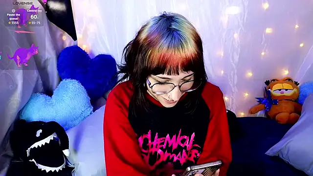 Snapshot of _HoshiMiuu_ chatting on May 2026 09:43:01 PM HoshiMiuu online show from May 2026 09:43:01 PM