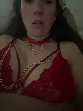 Poupette95 online show from May 2026 12:23:01 PM