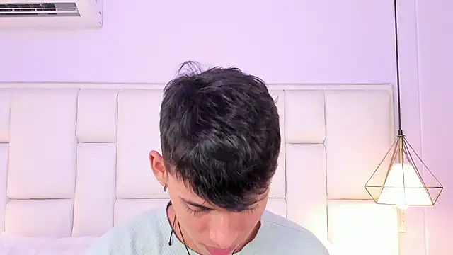 JacobFerrer online show from May 2026 06:48:02 PM
