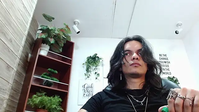 crow john online show from May 2026 07:19:02 PM