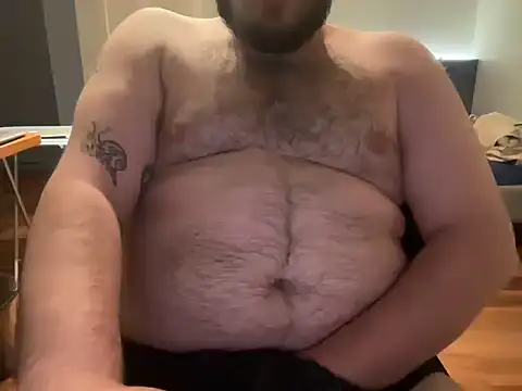 dirtyspitbearwhrrr online show from June 2026 09:50:02 PM