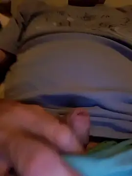 Eddy0763 online show from May 2026 09:00:01 PM