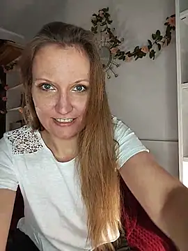 Snapshot of Candy_Cougar chatting on May 2026 06:53:02 AM Candy Cougar online show from May 2026 06:53:02 AM