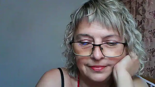 Snapshot of ElizabethGorden chatting on August 2026 01:38:02 PM ElizabethGorden online show from August 2026 01:38:02 PM