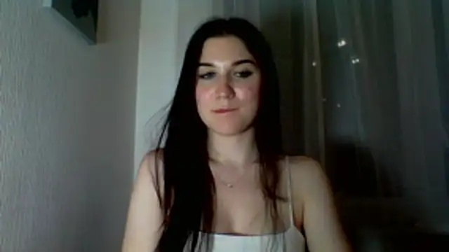 Snapshot of Katiee_Foxi chatting on May 2026 08:28:01 PM Katiee Foxi online show from May 2026 08:28:01 PM